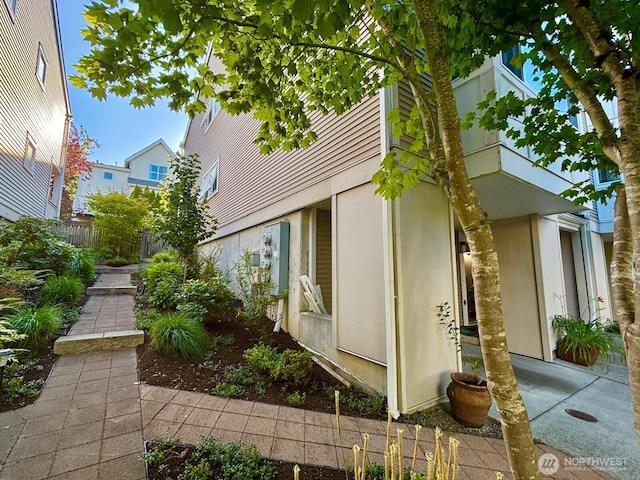 6719 35th Pl S, Seattle, WA 98118 - photo 2