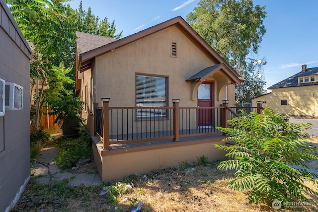 225 Basin St SW, Ephrata, WA 98823 - view of front of home with a shingled roof and stucco siding
