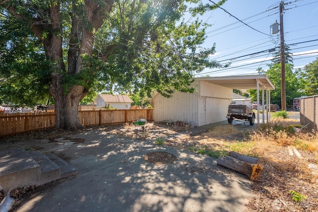 225 Basin St SW, Ephrata, WA 98823 - view of yard featuring a carport