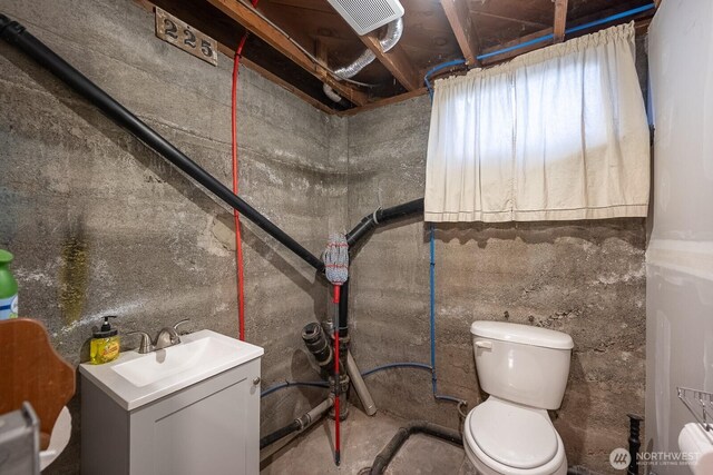 225 Basin St SW, Ephrata, WA 98823 - bathroom featuring vanity and concrete floors