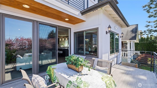 1006 4th St W, Kirkland, WA 98033 - view of patio / terrace