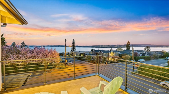 1006 4th St W, Kirkland, WA 98033 - balcony featuring a water view