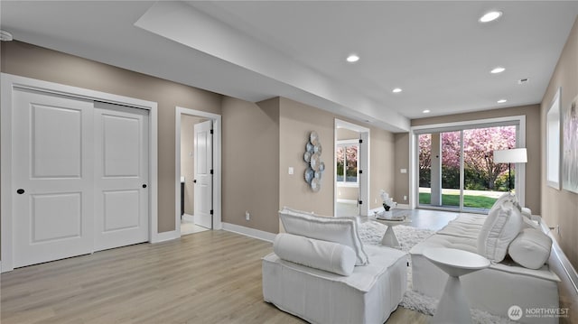1006 4th St W, Kirkland, WA 98033 - sitting room featuring recessed lighting and light wood-style flooring