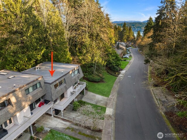 16932 NE 2nd Pl, Bellevue, WA 98008 - aerial view of a mountainous background