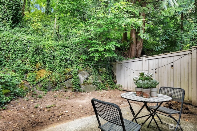16932 NE 2nd Pl, Bellevue, WA 98008 - view of patio