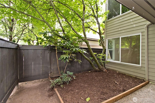11811 93rd Ln NE Unit 102, Kirkland, WA 98034 - view of fenced backyard