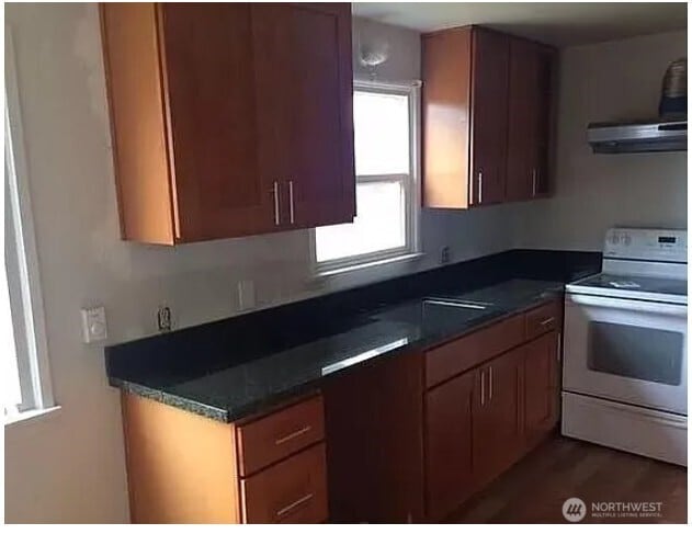 8710 10th Ave S, Seattle, WA 98018 - photo 3