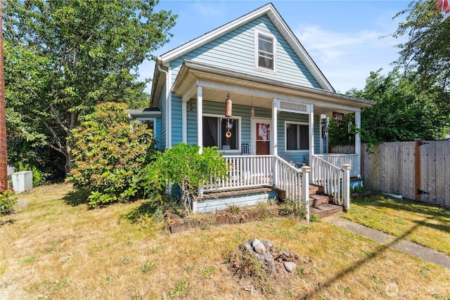 701 13th St SE, Puyallup, WA 98372 - view of front facade featuring covered porch
