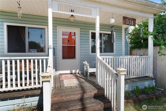 701 13th St SE, Puyallup, WA 98372 - view of porch