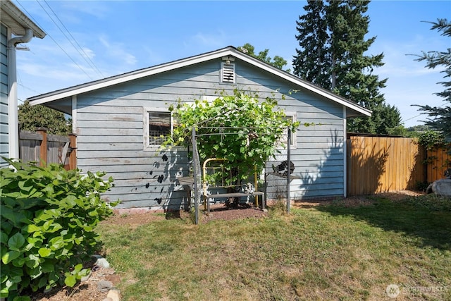 701 13th St SE, Puyallup, WA 98372 - rear view of house