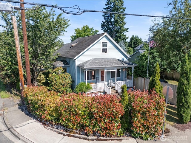 701 13th St SE, Puyallup, WA 98372 - bungalow-style house featuring a porch and roof with shingles