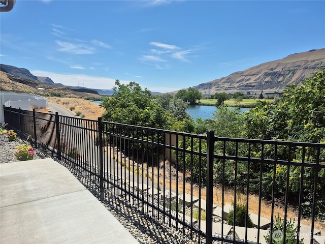 420 Hammond Ln, Rock Island, WA 98850 - view of patio / terrace with a water and mountain view