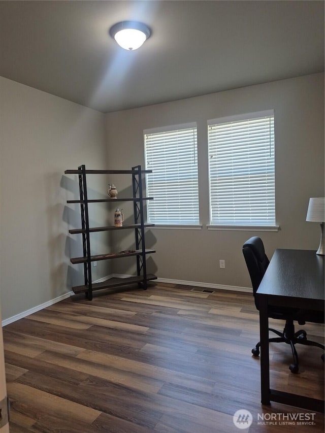 420 Hammond Ln, Rock Island, WA 98850 - office with wood finished floors and baseboards