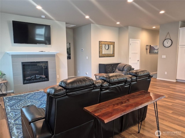 420 Hammond Ln, Rock Island, WA 98850 - living area with wood finished floors, recessed lighting, and a fireplace