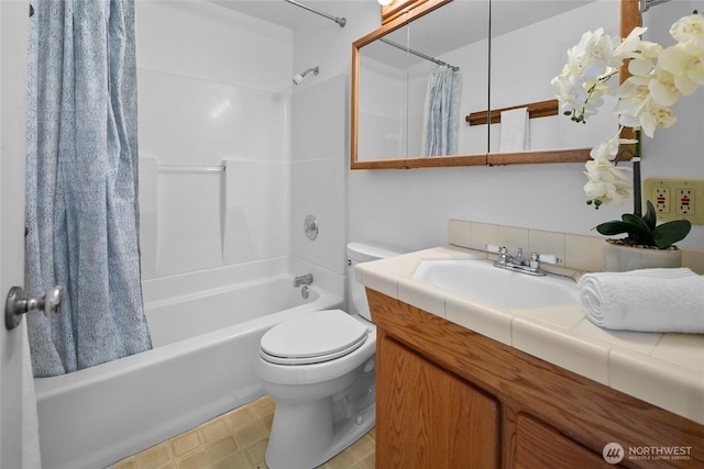 317NW 177th St, Shoreline, WA 98177 - bathroom with vanity and shower / bath combination with curtain
