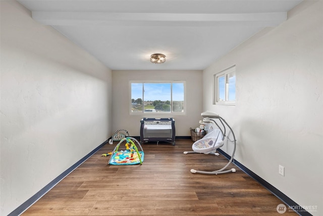 19621 N Glade Rd, Mesa, WA 99343 - playroom with wood finished floors and baseboards