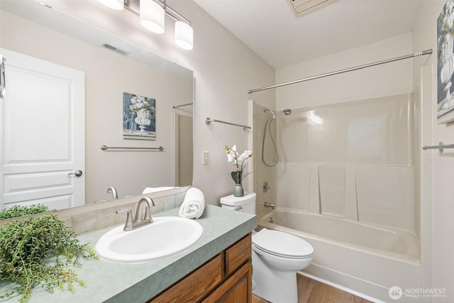 300 N Sequim Ave Unit 15, Sequim, WA 98382 - full bath with vanity, bathing tub / shower combination, and wood finished floors