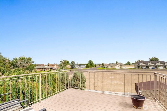 9460 Albert Way SE, Moses Lake, WA 98837 - deck featuring a residential view