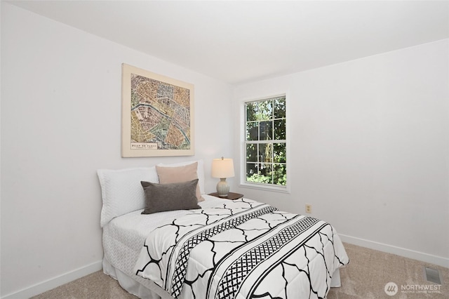 10263 NE 129th Ln, Kirkland, WA 98034 - carpeted bedroom with baseboards