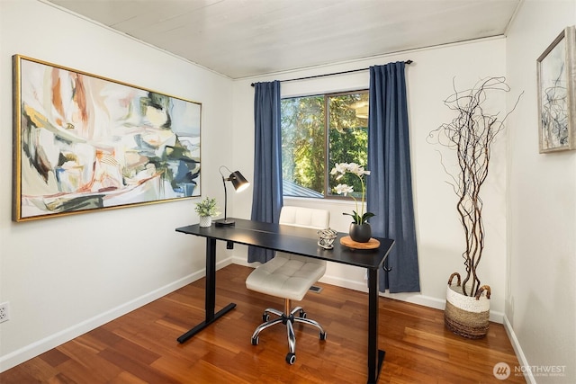 6687 NE Bayview Blvd, Bainbridge Island, WA 98110 - office space featuring wood finished floors