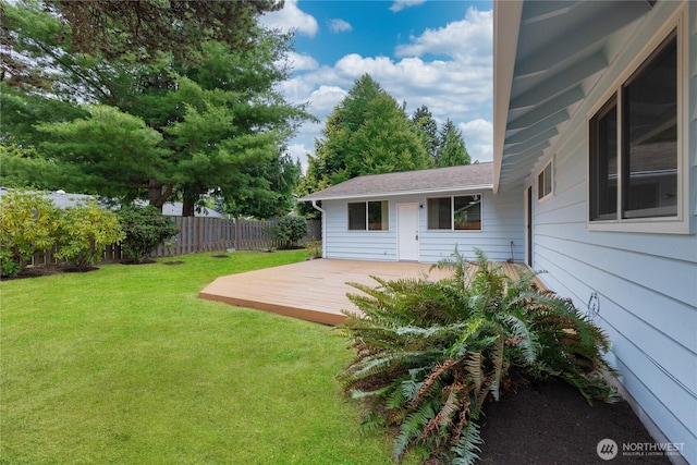 8808 NE 139th St, Kirkland, WA 98034 - view of yard with a wooden deck