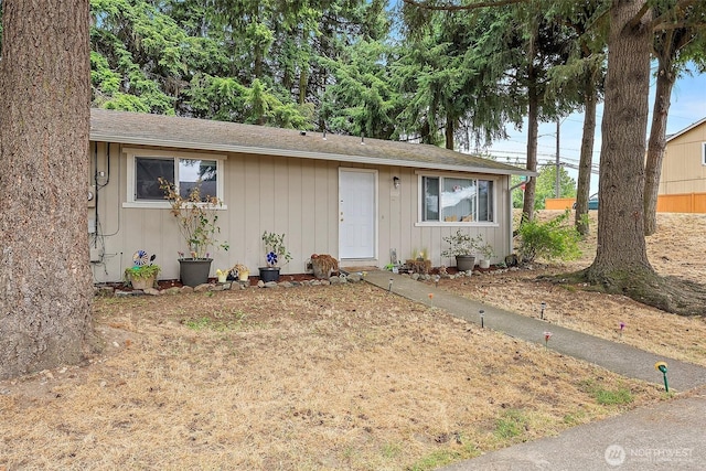 6604 S Madison St, Tacoma, WA 98409 - view of front facade with a shingled roof