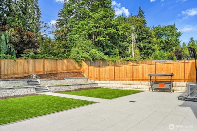 3941 233rd St SE, Bothell, WA 98021 - fenced backyard with a patio