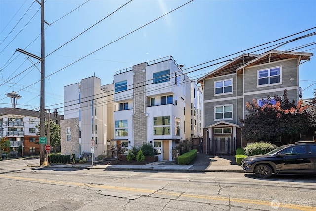 805 Taylor Ave N Unit D, Seattle, WA 98109 - view of front of home