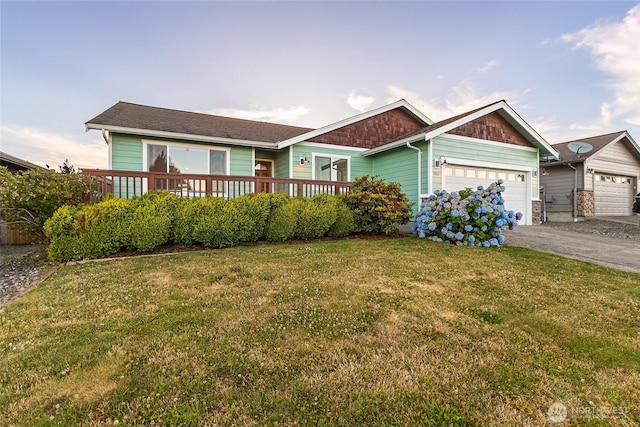 5983 Honeycutt Ct, Ferndale, WA 98248 - ranch-style home featuring a garage, a front yard, and asphalt driveway