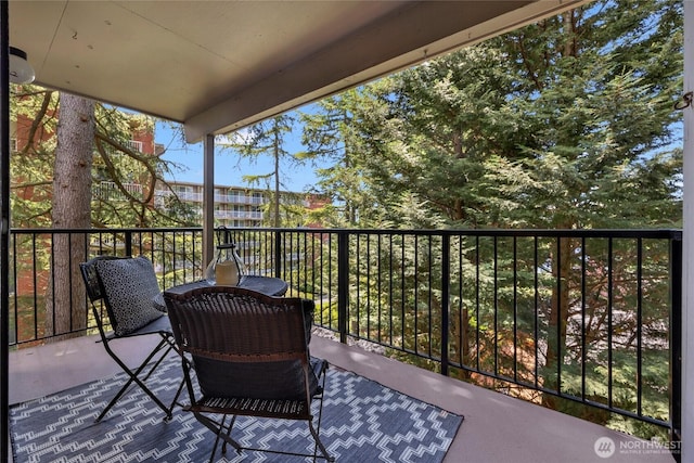 13573 Linden Ave N Unit 302, Seattle, WA 98133 - view of balcony
