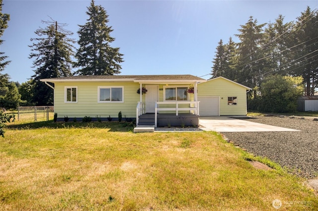 408 N 11th St, Elma, WA 98541 - view of front of home featuring driveway