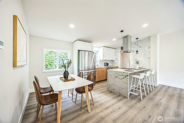 1322 Crescent Ave, Centralia, WA 98531 - dining room featuring light wood-style floors and recessed lighting