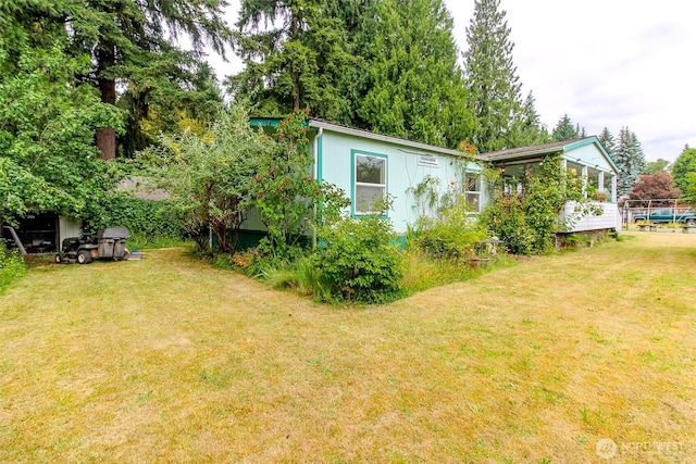 1106 29th St SE, Auburn, WA 98002 - view of green lawn