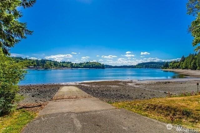 191 E Midway Ln, Shelton, WA 98584
