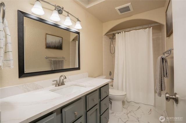 1717 SW 347th Pl, Federal Way, WA 98023 - full bathroom with marble finish flooring, vanity, and shower / tub combo with curtain