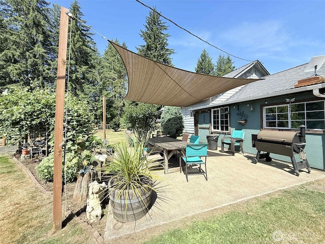 15 S Heise Rd, Elma, WA 98541 - view of patio / terrace featuring area for grilling and outdoor dining area
