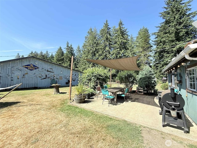 15 S Heise Rd, Elma, WA 98541 - view of green lawn featuring a patio area