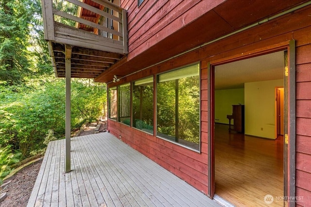 18707 25th Ave NE, Lake Forest Park, WA 98155 - view of wooden terrace