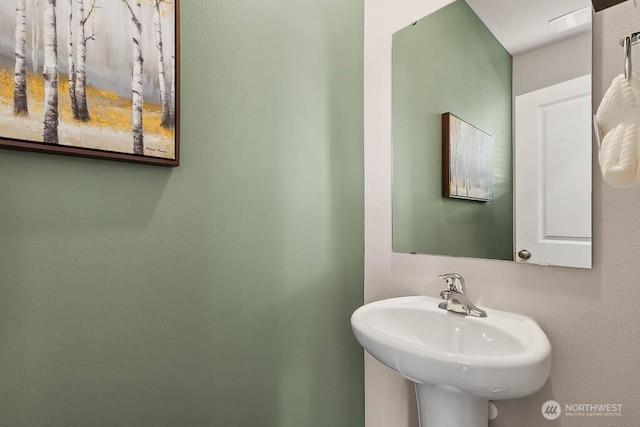 3004 Roundup Dr Unit 196, Ellensburg, WA 98926 - bathroom featuring a sink