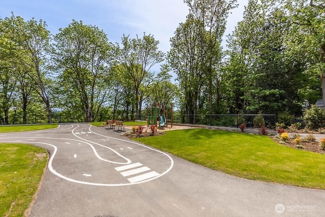 1713 Noble Ave Unit 76, Snohomish, WA 98290 - view of property's community featuring a yard and view of wooded area