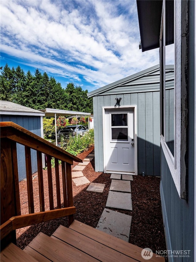 4805 Cushman Rd NE Unit 115, Olympia, WA 98506 - view of wooden deck