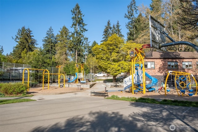 10541 20th Ave NE, Seattle, WA 98125 - photo 32