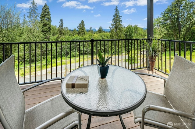 13830 Old Snohomish Monroe Rd, Snohomish, WA 98290 - balcony with outdoor dining area
