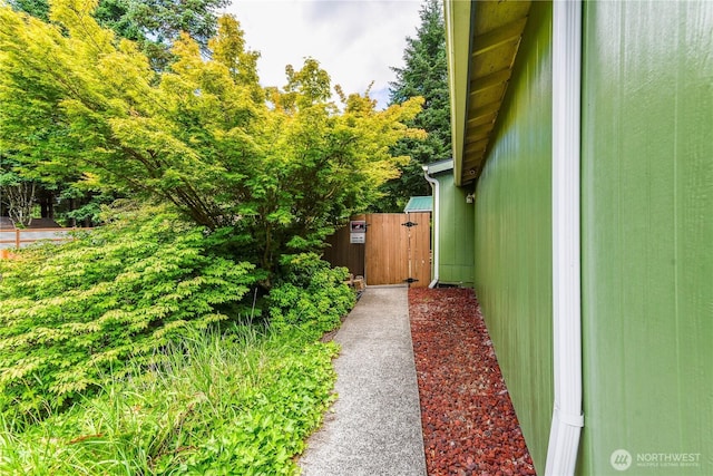 4508 36th Ct SE, Lacey, WA 98503 - view of yard with a gate