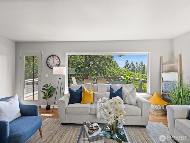 13514 3rd Ave NE, Seattle, WA 98125 - living area with wood finished floors and baseboards