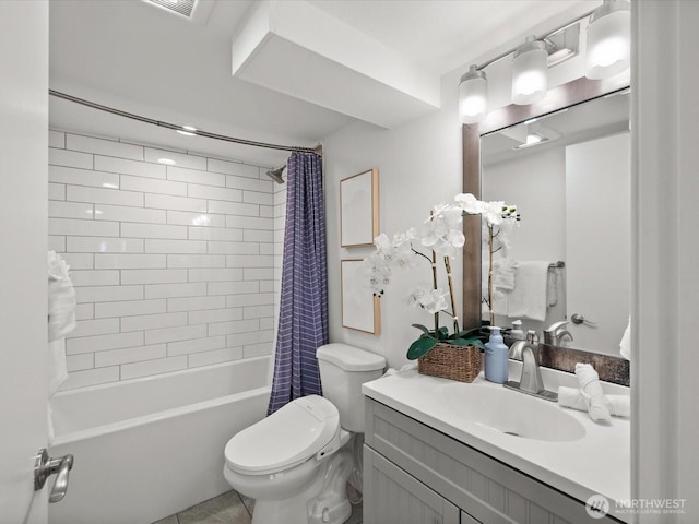 13514 3rd Ave NE, Seattle, WA 98125 - full bathroom with vanity and shower / bath combo