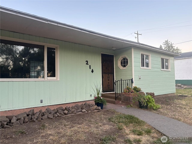 214 N 2nd St, Dayton, WA 99328 - view of front facade
