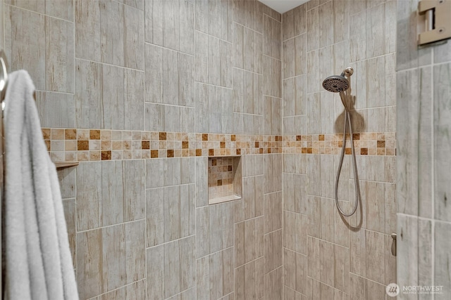 9511 W Floyd Dr, Cheney, WA 99004 - bathroom view of tiled shower