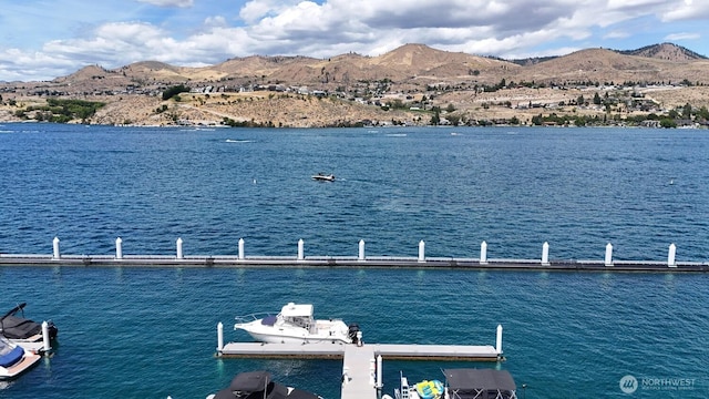 1350 W Woodin Ave Unit Ede2, Chelan, WA 98816 - dock with a water and mountain view