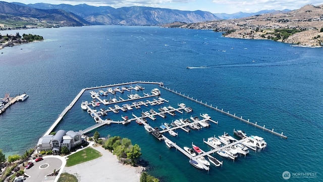 1350 W Woodin Ave Unit Ede2, Chelan, WA 98816 - aerial view of a water and mountain view